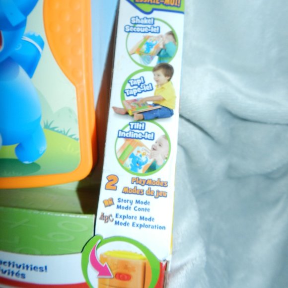 🆕Playskool Learnimals A Birthday Party for Elefun Magic Motion Learning Book - Picture 9 of 15